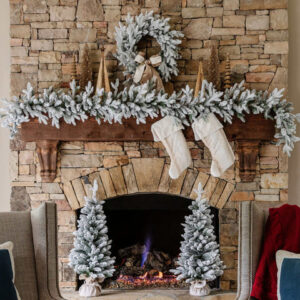 Queen Flock® Collection 4-Piece Set with Warm White LED Lights (Plug or Battery Operated)